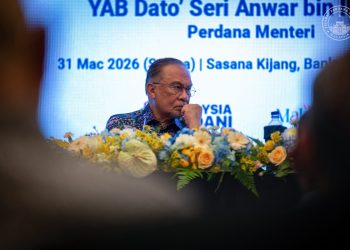 ‘Sebar maklumat palsu ketika rakyat berdepan tekanan ekonomi adalah pengkhianatan kepada negara dan masyarakat’  – PM