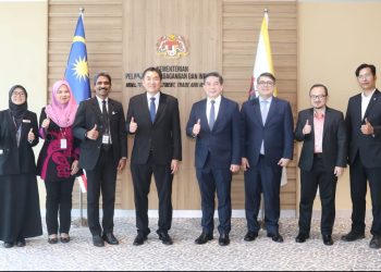 Malaysia-Brunei kukuh hubungan ekonomi, cipta potensi kerjasama dalam sektor strategik