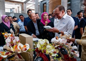 Kerajaan MADANI prihatin, dengar suara pekebun dan pengusaha komoditi